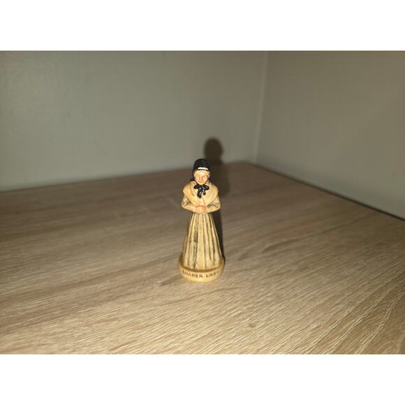 Vintage Sebastian Miniatures Figurine Shaker Lady - Picture 2 of 6